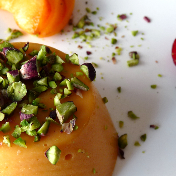 Entremets miel, abricot et&nbsp;pistache