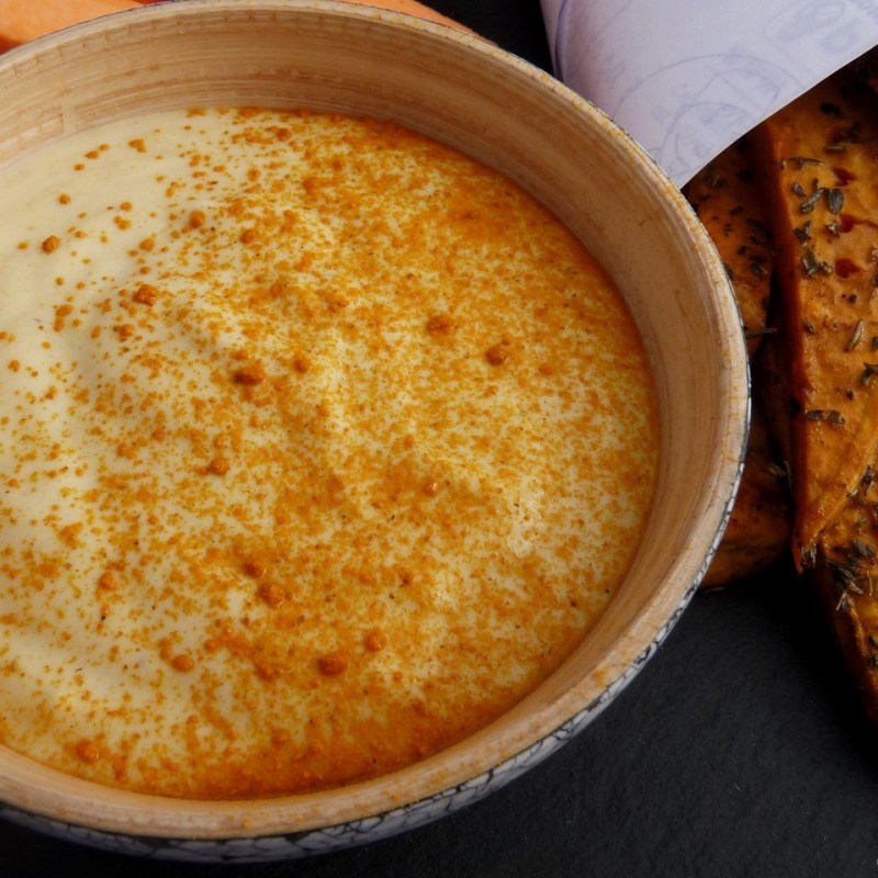 Mayonnaise vegan au&nbsp;curcuma