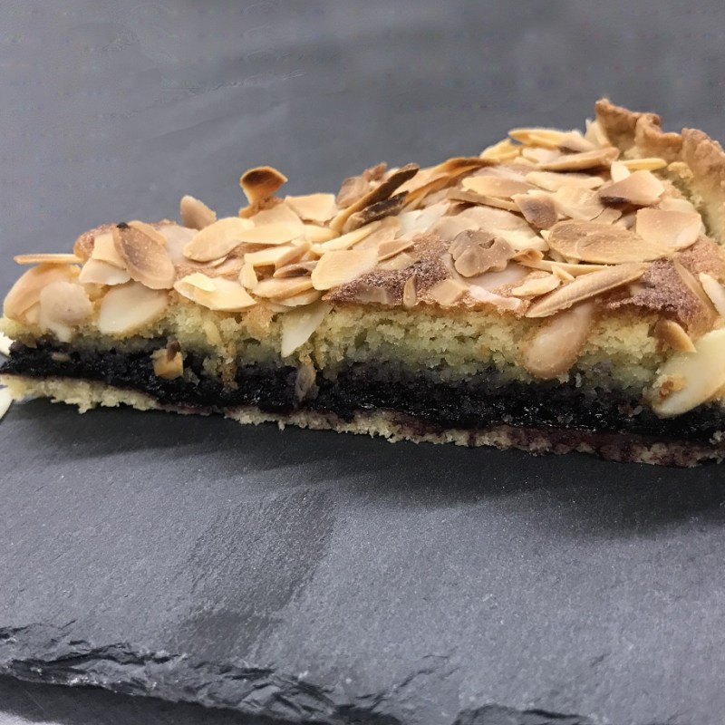 Tarte amandine à la confiture de&nbsp;myrtilles
