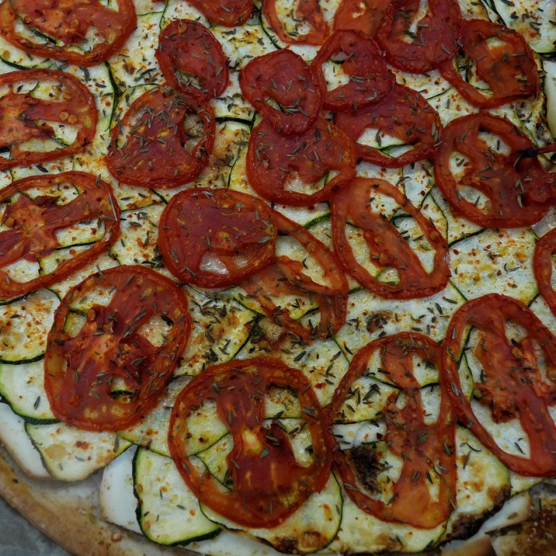 Tarte fine à la courgette et à la ricotta&nbsp;fumée