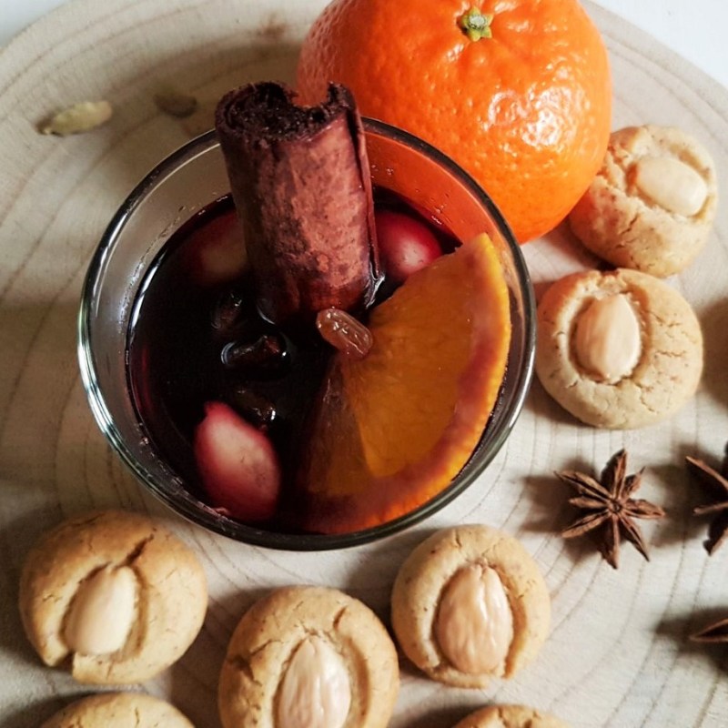 Glögg, vin épicé de Noël aux fruits&nbsp;secs