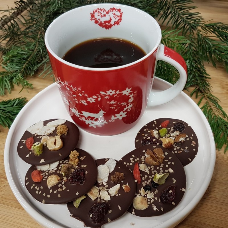 Mendiants en chocolat aux fruits&nbsp;secs