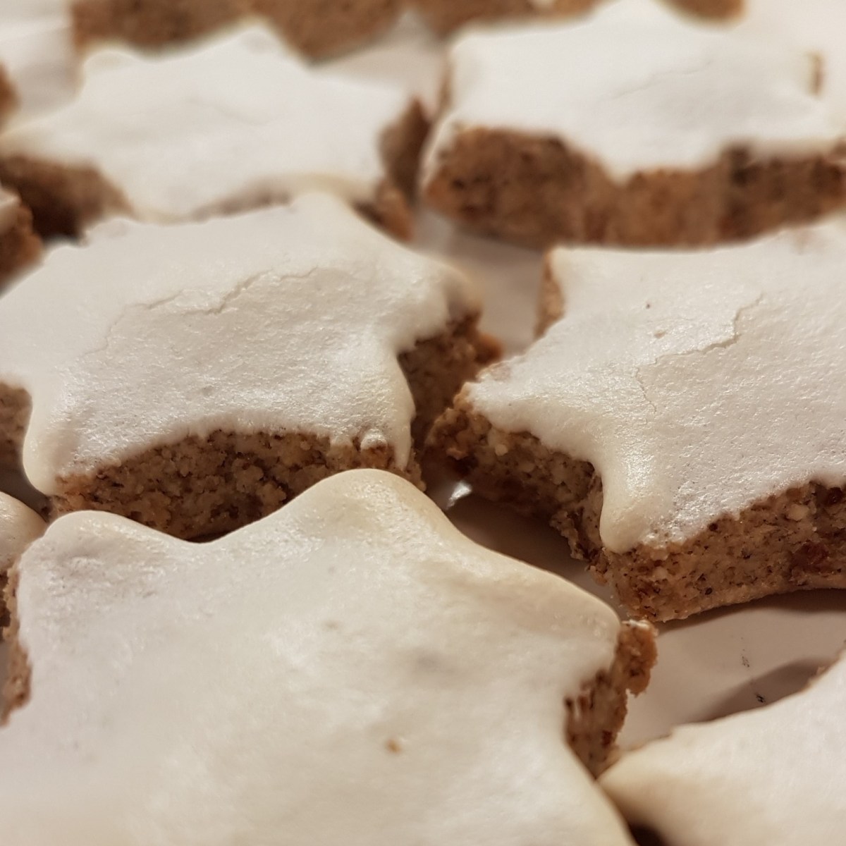 Étoiles à la cannelle&nbsp;(Zimtsterne)