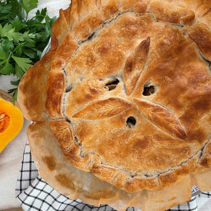 Tourte vegan au seitan, aux champignons et à la courge&nbsp;butternut