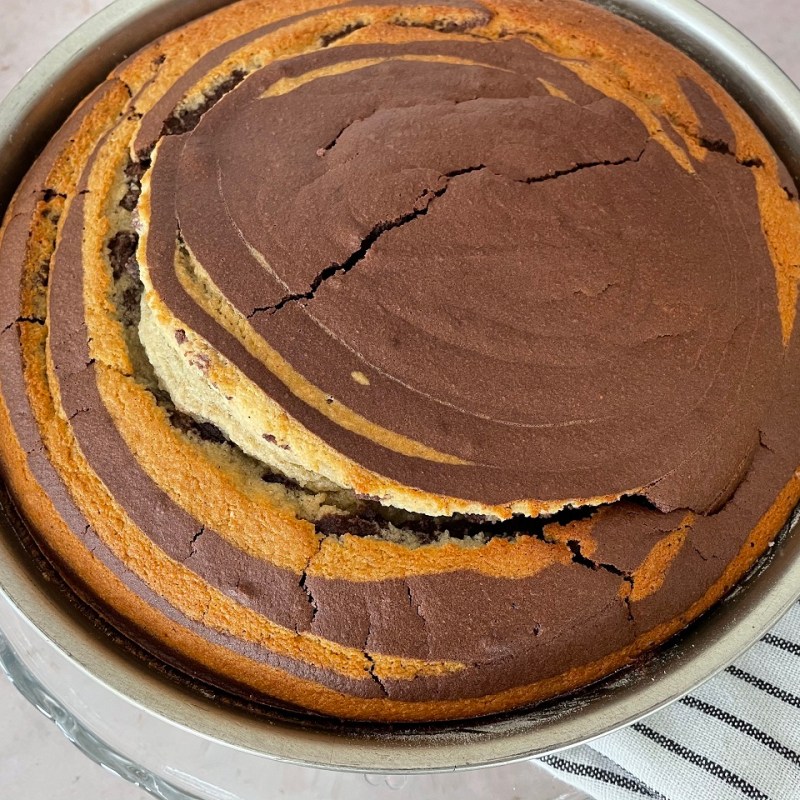 Gâteau moelleux zébré à la vanille et au chocolat (sans&nbsp;lait)