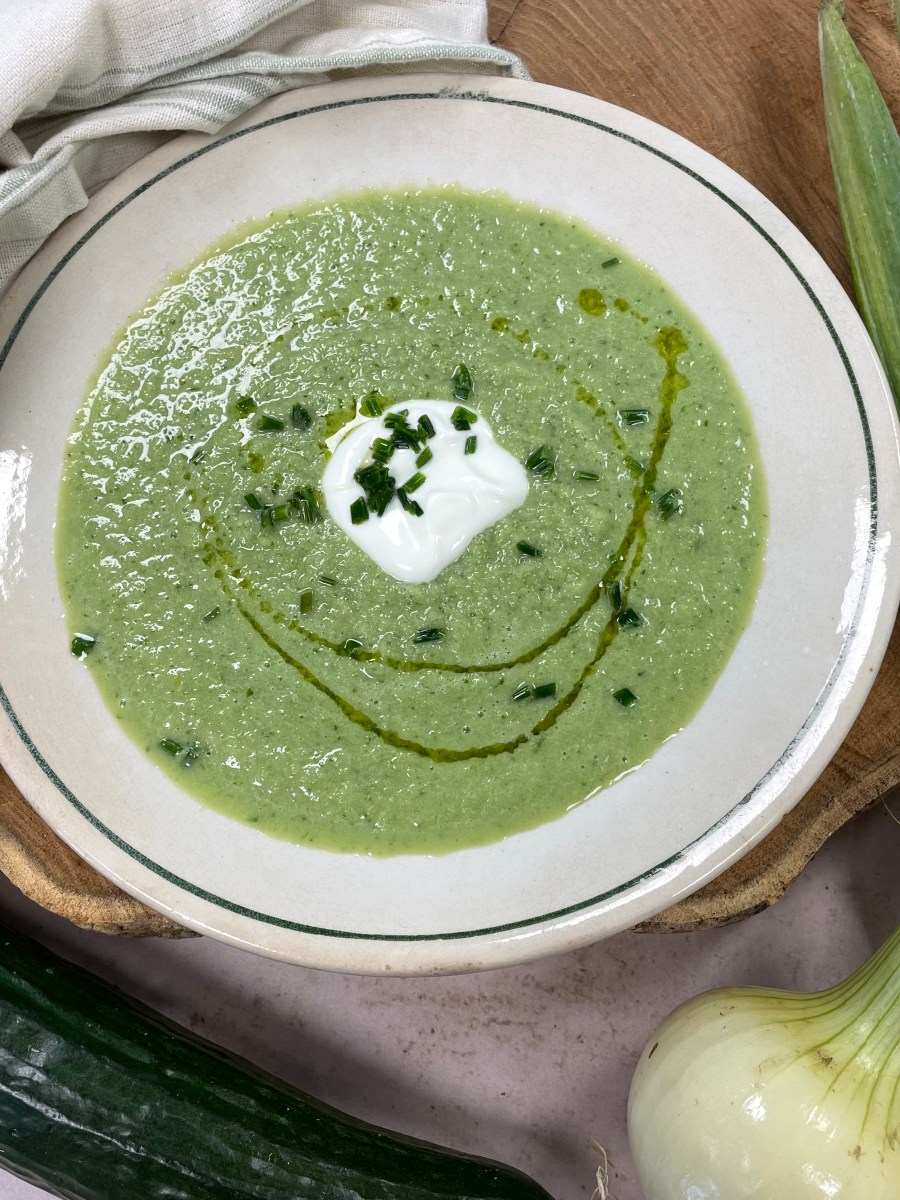 Gaspacho de concombre au yaourt de&nbsp;brebis